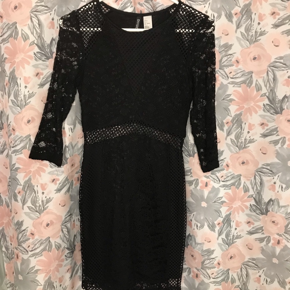 NEVER WORN BLACK LACE BODYCON DRESS